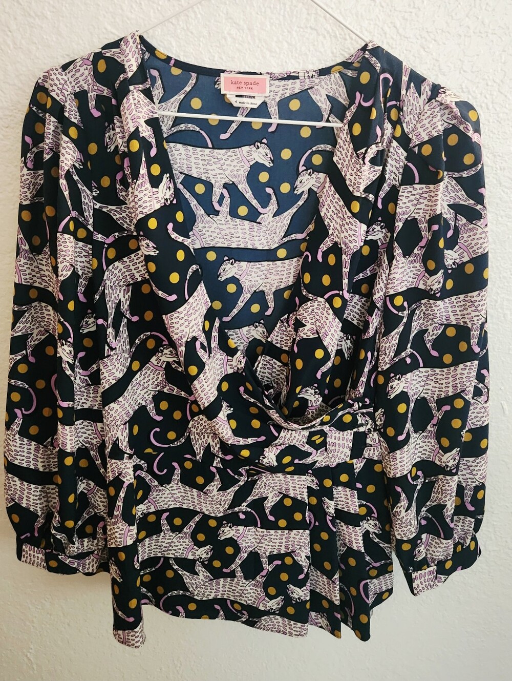 Kate Spade Panther Wrap Blouse. Size 4 - Picture 6 of 7